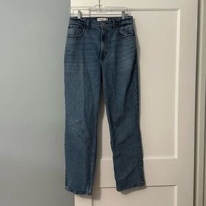 EUC Ultra High Rise 90s Straight Jean